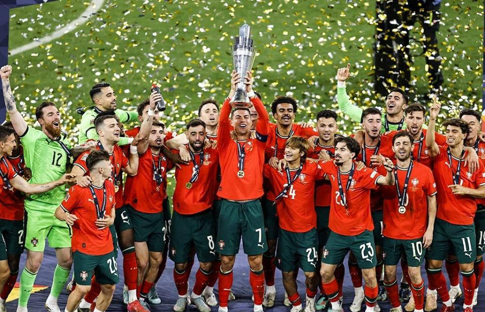 关于葡萄牙国际主场击败本菲卡，取得胜利的信息