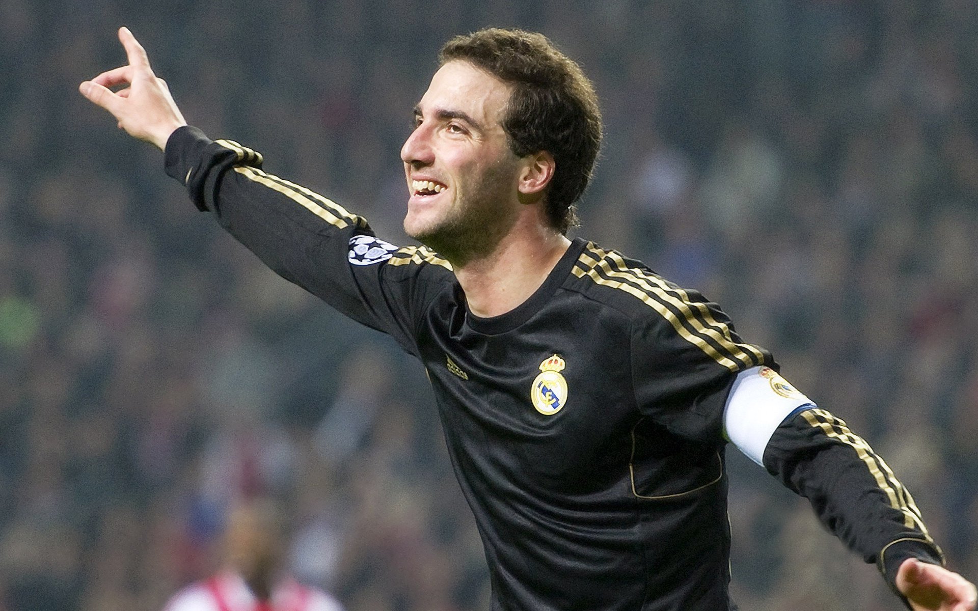 波尔奇兵定乾坤，日本队险胜韩国队，亚洲篮坛格局生变